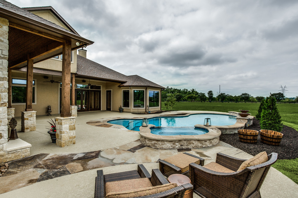 Magnolia Residence 4,678 Sq Ft Traditional Pool Houston by