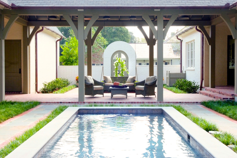 Design ideas for a traditional swimming pool in New Orleans.
