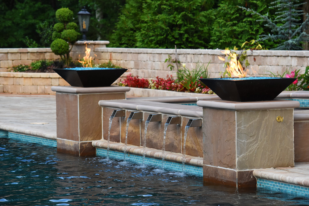 Marietta formal / contemporary swimming pool Contemporary Pool