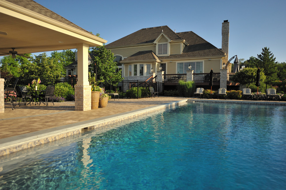 Mequon Residence Traditional Pool Milwaukee by LandCrafters