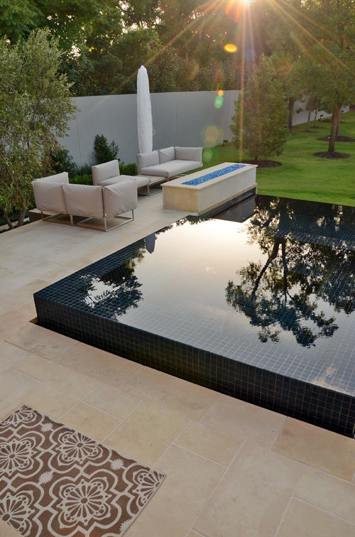 How To Choose Best Pool Tiles Pool Tile Ideas 2024 Stone Tile Depot   Modern Infinity Edge Pool And Spa Vollmer Custom Pools Llc Img~1bf1a5fd05ca4cd7 8 0278 1 80f9c15 