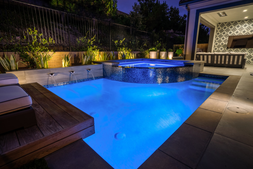 Modern Pool, Spa and Landscaping - Modern - Swimming Pool & Hot Tub ...
