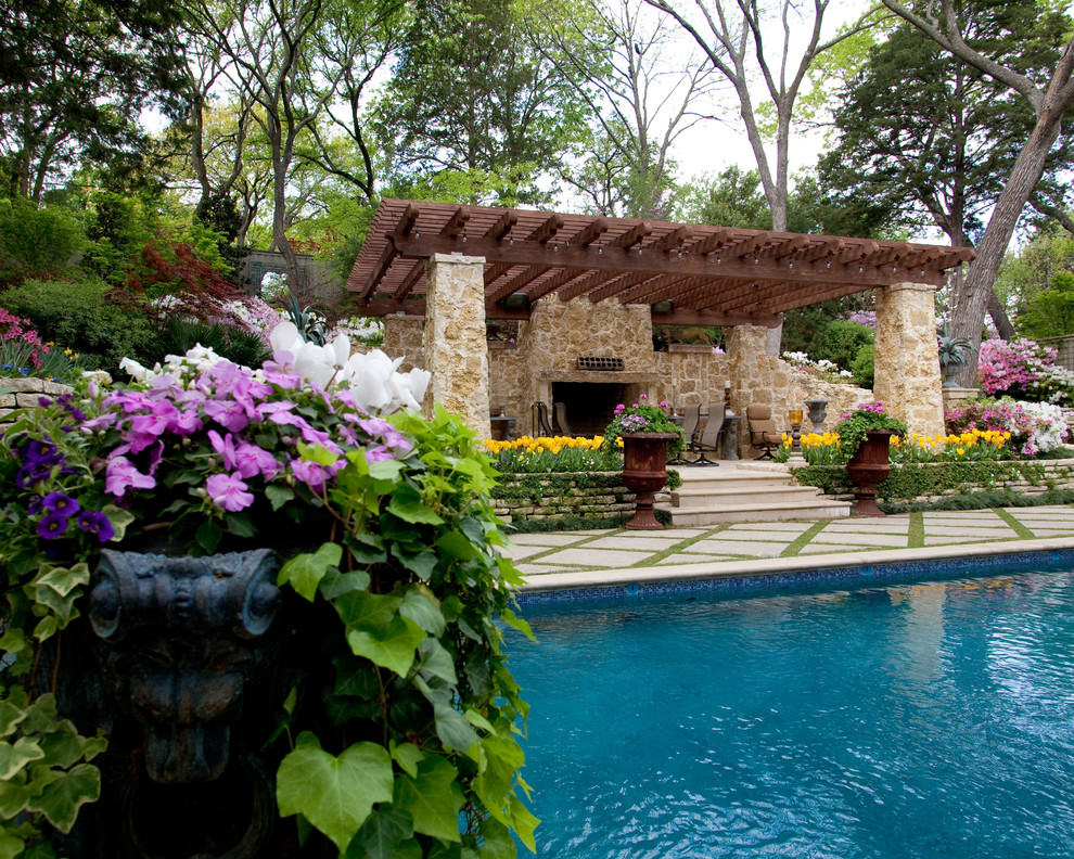 Inspiration for a modern pool remodel in Dallas