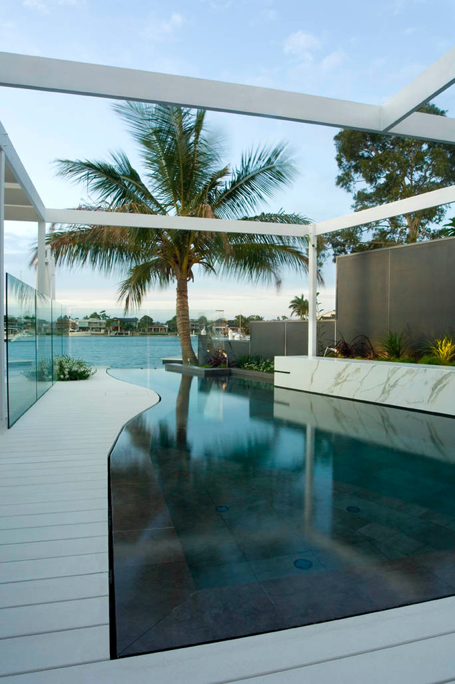Design ideas for a modern infinity swimming pool in Brisbane.