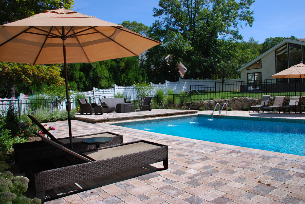Multilevel Entertaining. Woodbury, NY. Traditional Pool New York