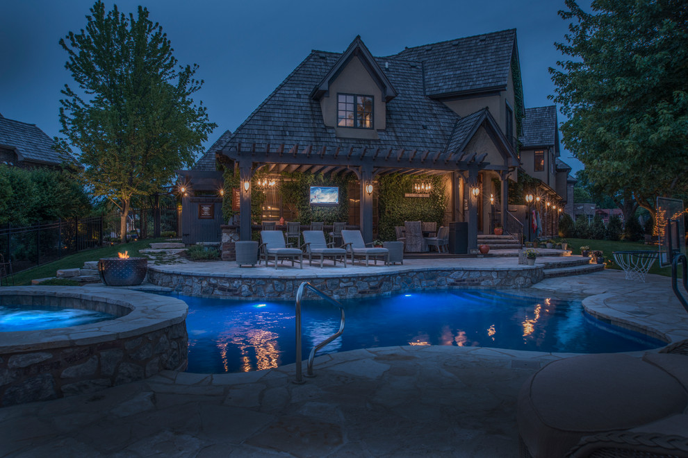 Naperville Il Freeform Pool With Hot Tub And Beach Entry Beach Style
