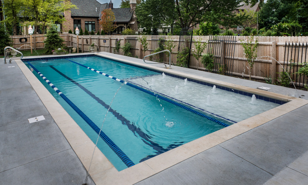 Naperville, IL Lap Pool With Large Sunshelf And Deck Sprays