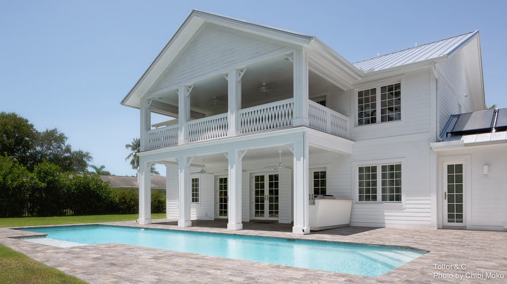 Design ideas for a classic swimming pool in Tampa.