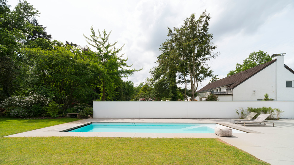 Modern swimming pool in Dusseldorf.