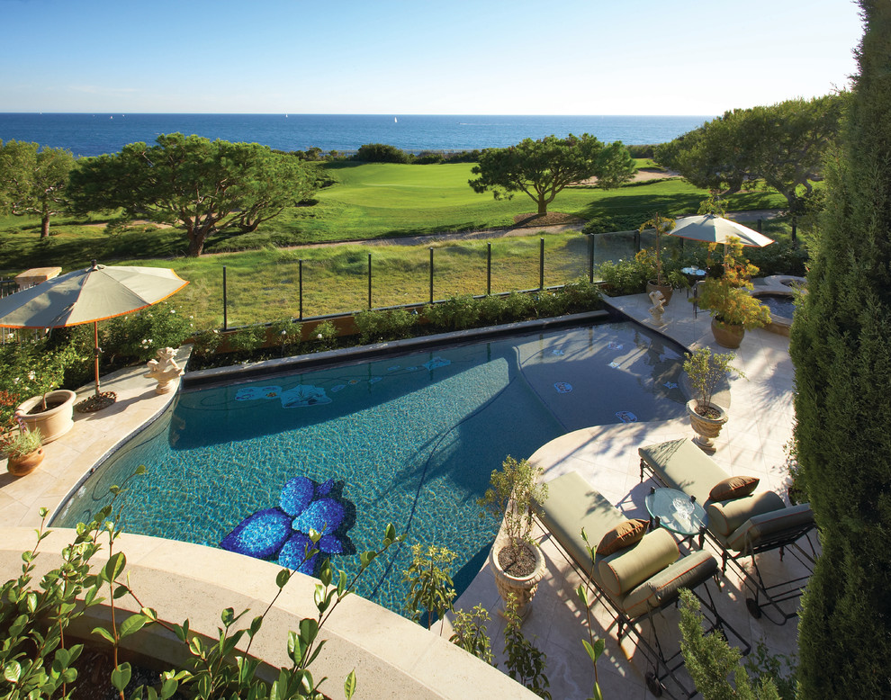 Maritimer Pool in individueller Form in Orange County