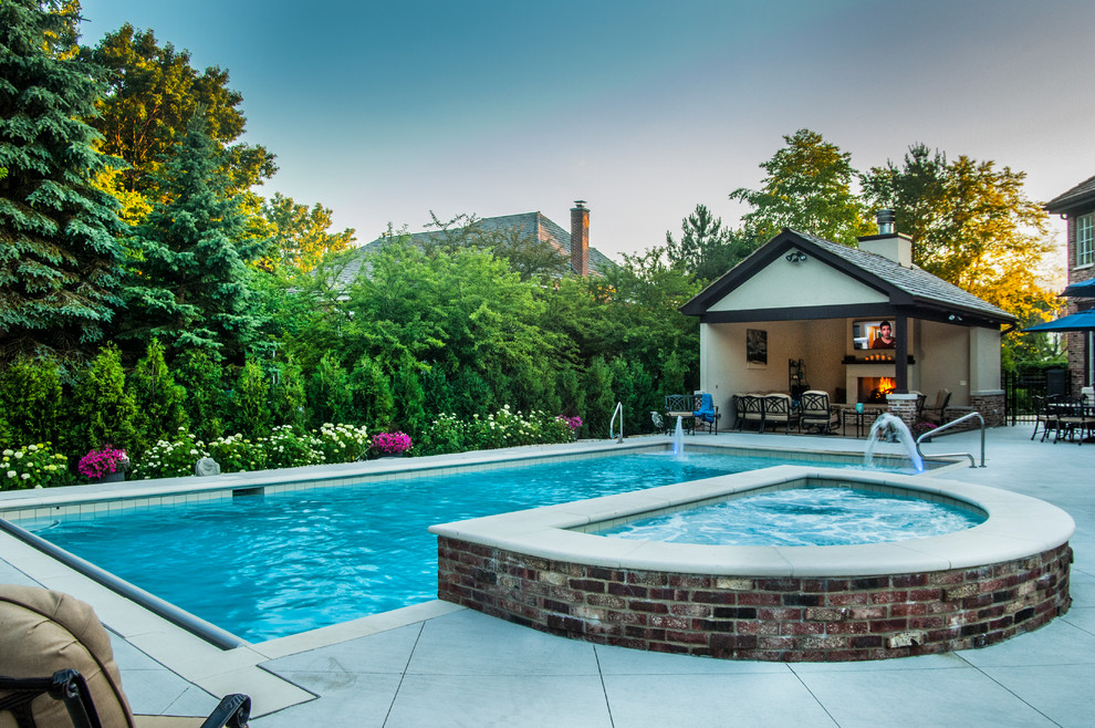 Northeast Chicagoland Swimming Pool and Hot Tub Traditional Pool
