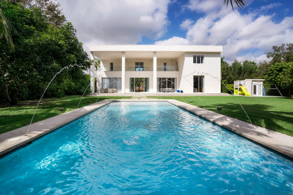 Old Cutler Road Residence - Modern - Pool - Miami - by Rally ...