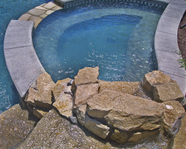 Our Work Méditerranéen Piscine St. Louis par Liquid Assets