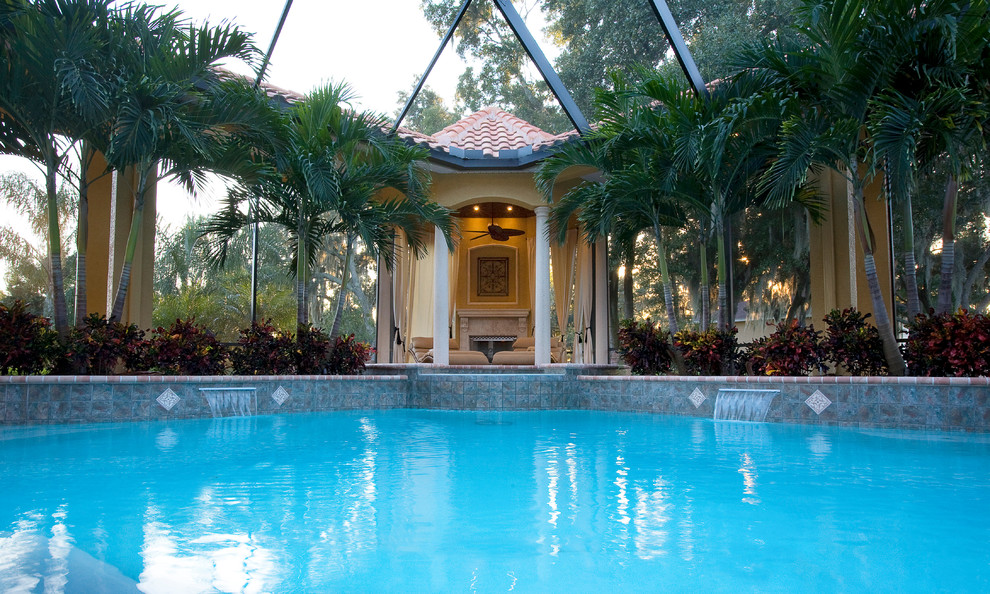 Mediterranean swimming pool in Tampa.
