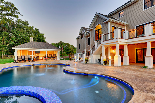 Outdoor Pool Pool House Klassisch Pools Philadelphia Von Echelon Custom Homes Houzz