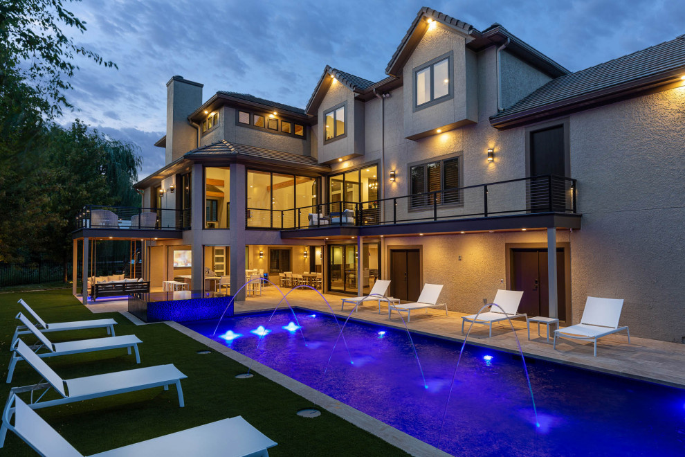 Overland Park Lanai/Pool Addition Contemporary Pool Kansas City