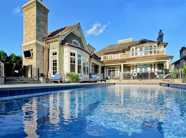 Park Ridge Swimming Pool and Separate Hot Tub - Classique - Piscine ...