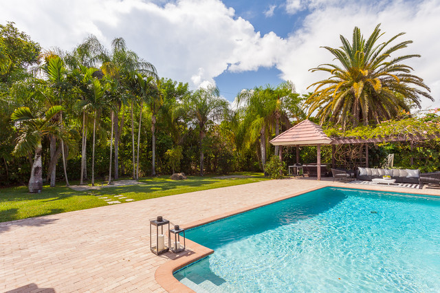 Pinecrest - Contemporary - Swimming Pool & Hot Tub - Miami - by All ...