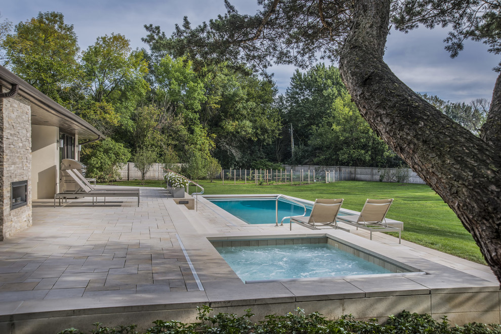 Pool and Spa - Limestone Pool Deck - Modern - Pool - Chicago - by ...