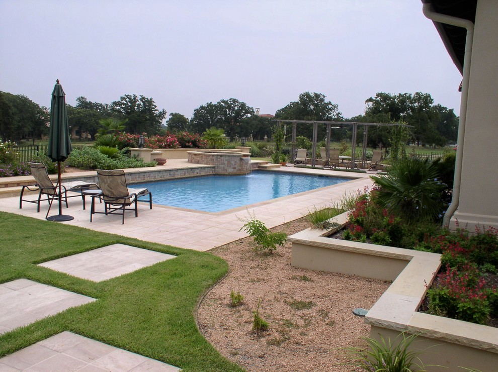 This is an example of a mediterranean swimming pool in Austin.