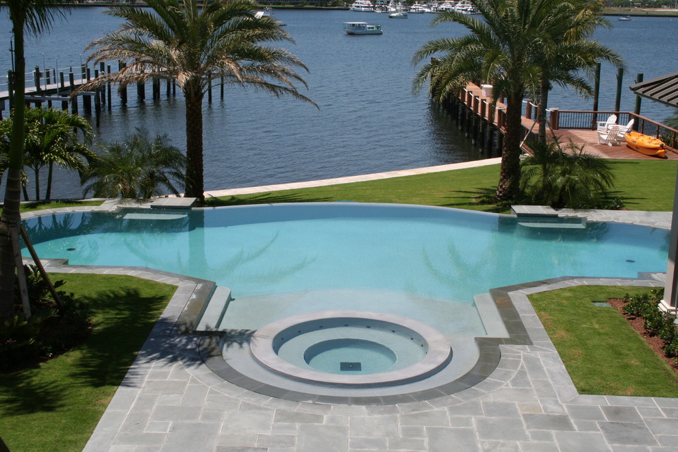 Design ideas for a traditional swimming pool in Miami.