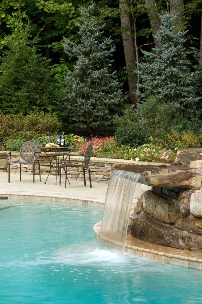 Inspiration for a timeless pool remodel in Cleveland