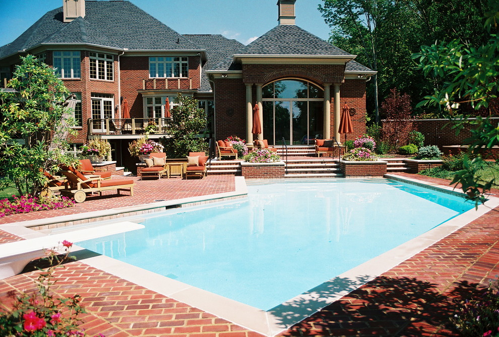 Pools Traditional Pool Cincinnati by MidAmerican Gunite Pools