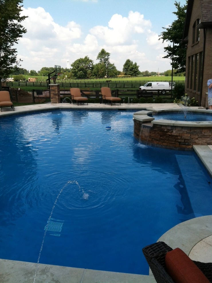Pools Traditional Pool Cincinnati by MidAmerican Gunite Pools