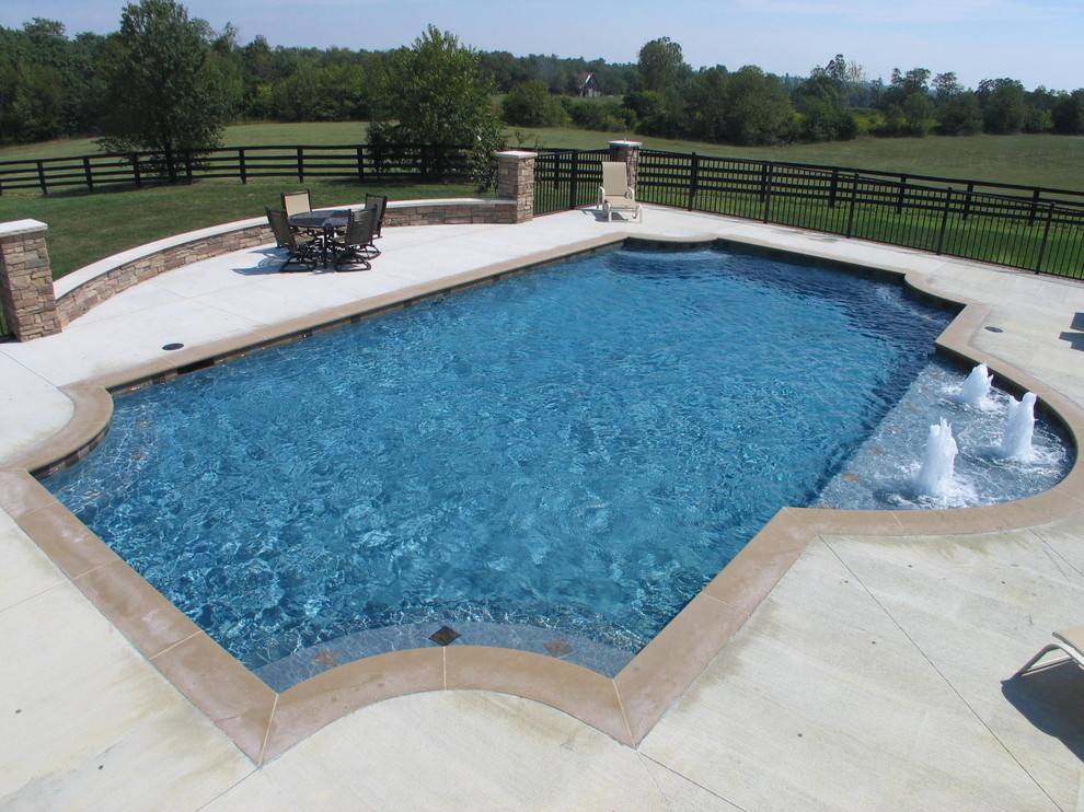 Pools Traditional Pool Cincinnati by MidAmerican Gunite Pools