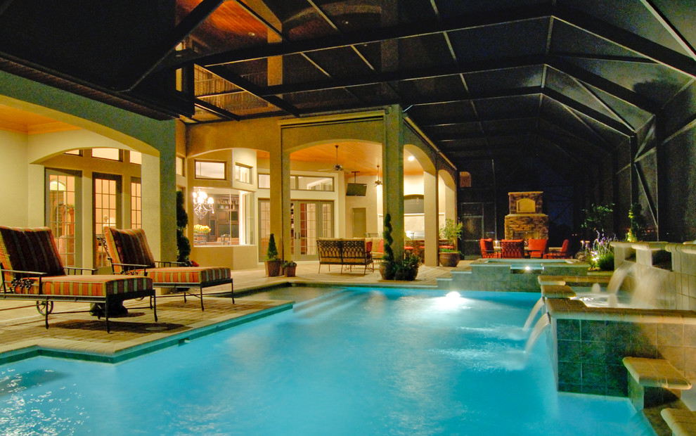 Photo of a mediterranean swimming pool in Orlando.