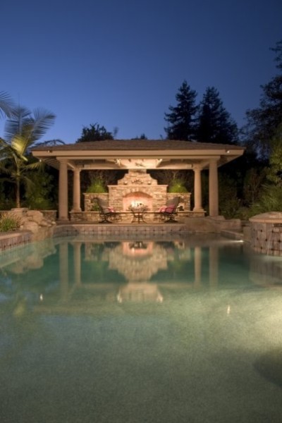 Example of a tuscan pool design in Orange County