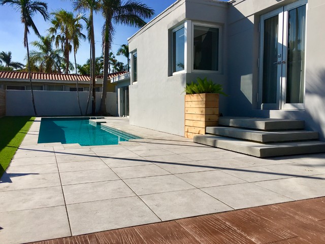 Porcelain Pool Deck, Floating Steps - Modern - Pool - Miami - by ...