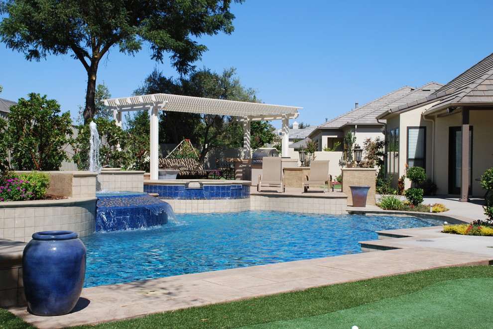 Putting Green and Pool Contemporary Swimming Pool & Hot Tub Other