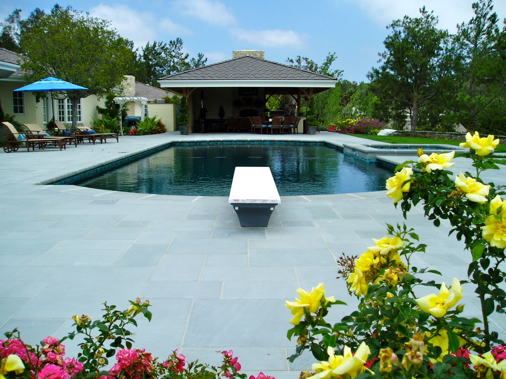 Rancho Santa Fe, Pool, Bluestone, Estate Driveway, Pool house Traditional Pool San Diego