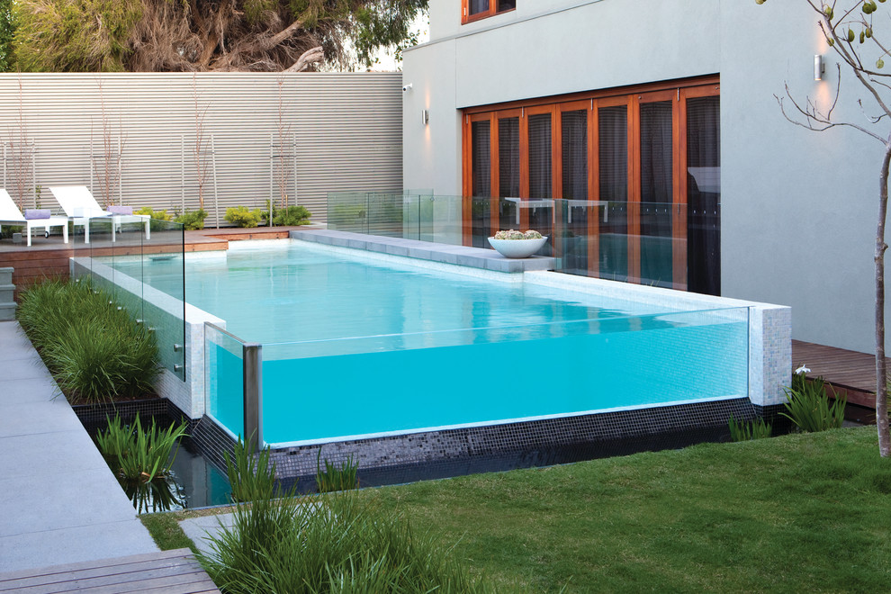 Inspiration for a contemporary aboveground pool remodel in Melbourne