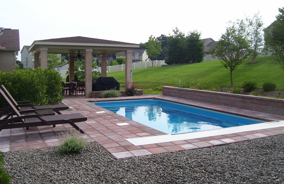Example of a minimalist pool design in Philadelphia