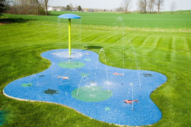 Residential Splash Pad for your backyard - Pool - Cleveland - av My ...