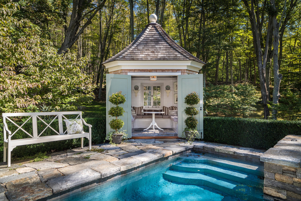 Shabby-Style Pool in New York