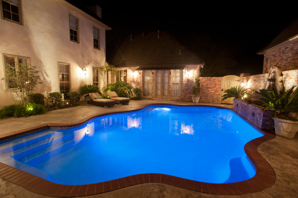 Example of a trendy pool design in New Orleans