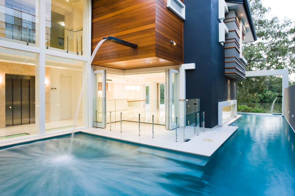 Moderner Pool in L-Form in Brisbane