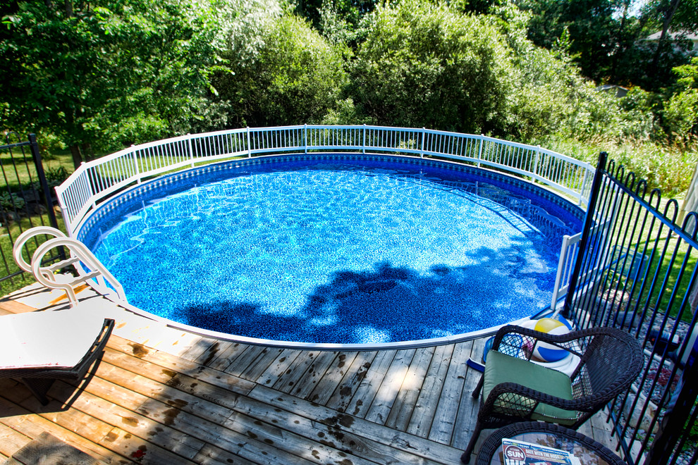 SemiInground Pool with builtin deck Traditional Pool Ottawa