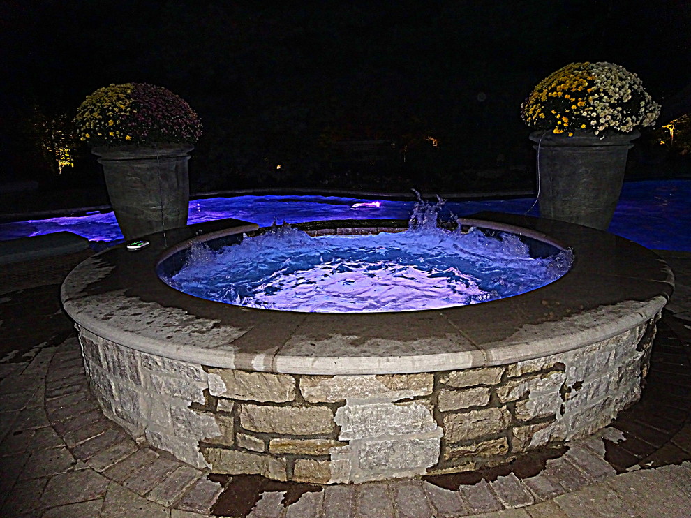 Shelby Township, Michigan Private Pool & Landscape Design