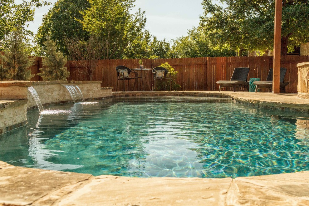 Small Space Pool - Traditional - Pool - Austin - by Edgewater Pools | Houzz