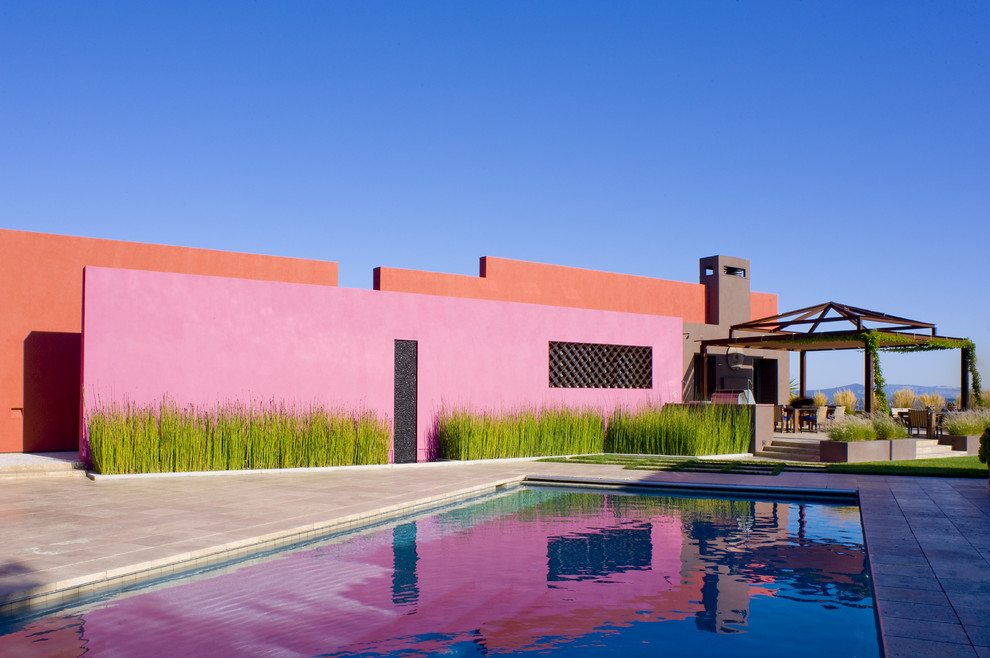 This is an example of a contemporary side rectangular swimming pool in San Francisco.