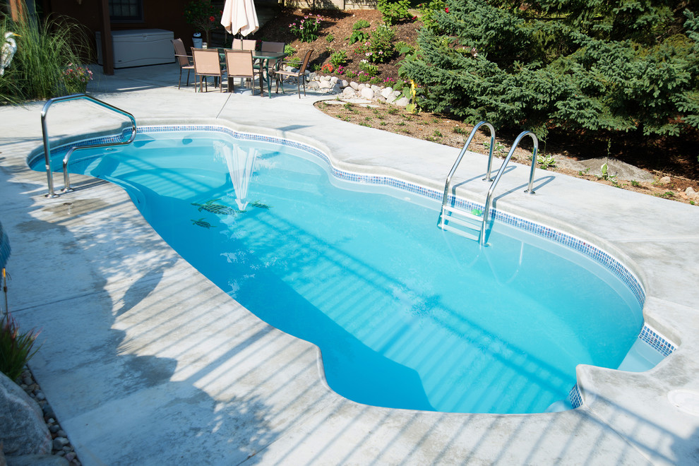 St. Clair Traditional Pool Other by Leading Edge Fiberglass