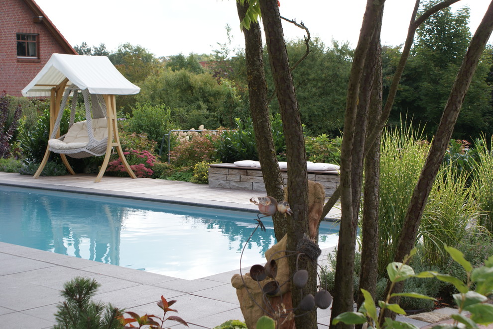 Stadtvilla mit klassischem Pool Traditional Pool Hamburg by