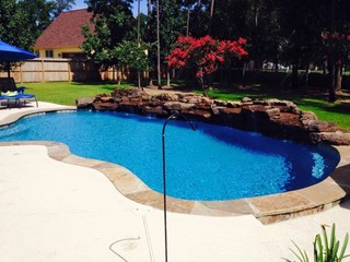 stonewall park pool