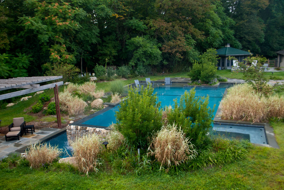 Design ideas for a contemporary swimming pool in New York.