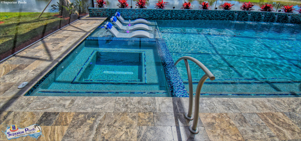 Photo of a modern swimming pool in Tampa.