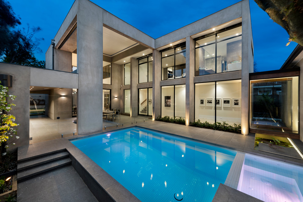 Kleiner Moderner Pool in rechteckiger Form mit Natursteinplatten in Melbourne